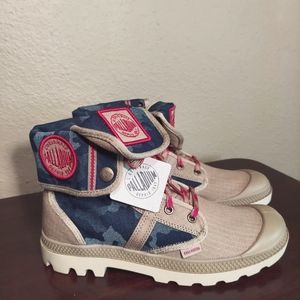 Palladium Rare Design & Color boots.